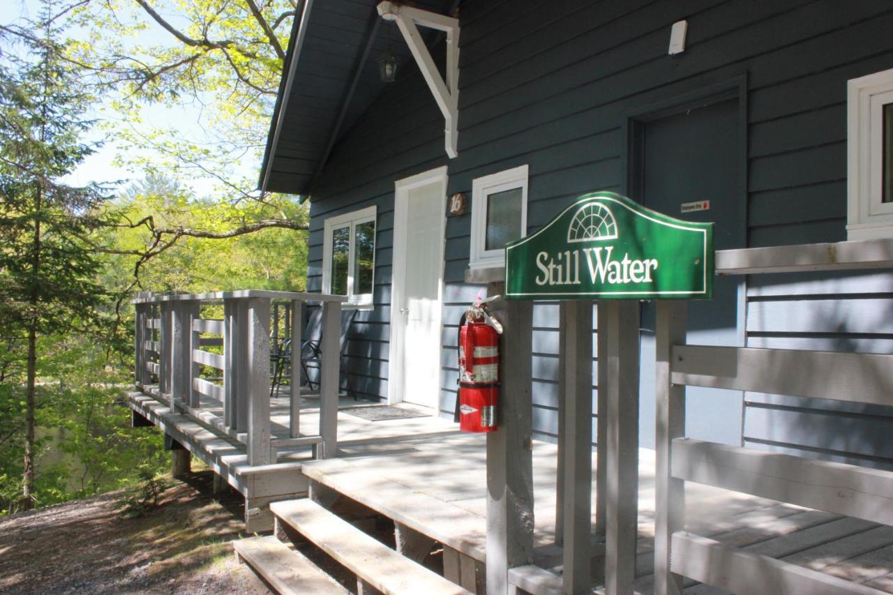 Trillium Resort & Spa Port Sydney Exterior foto